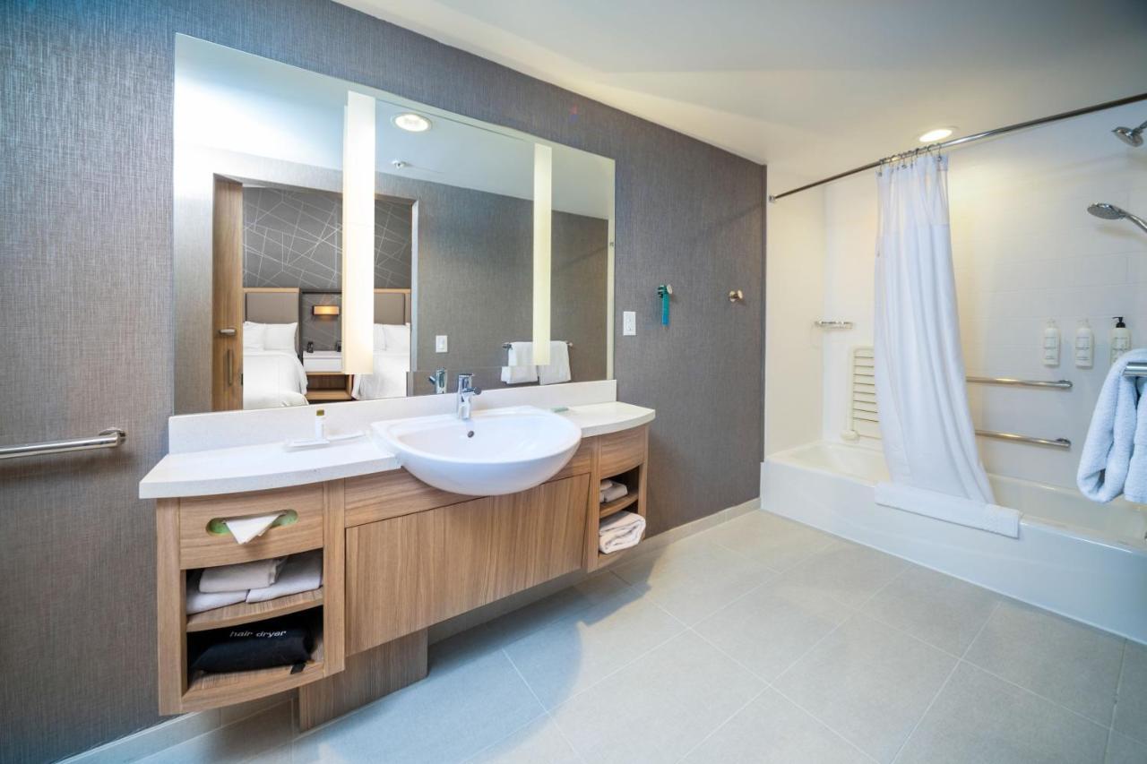Springhill Suites By Marriott Кеноша Екстер'єр фото