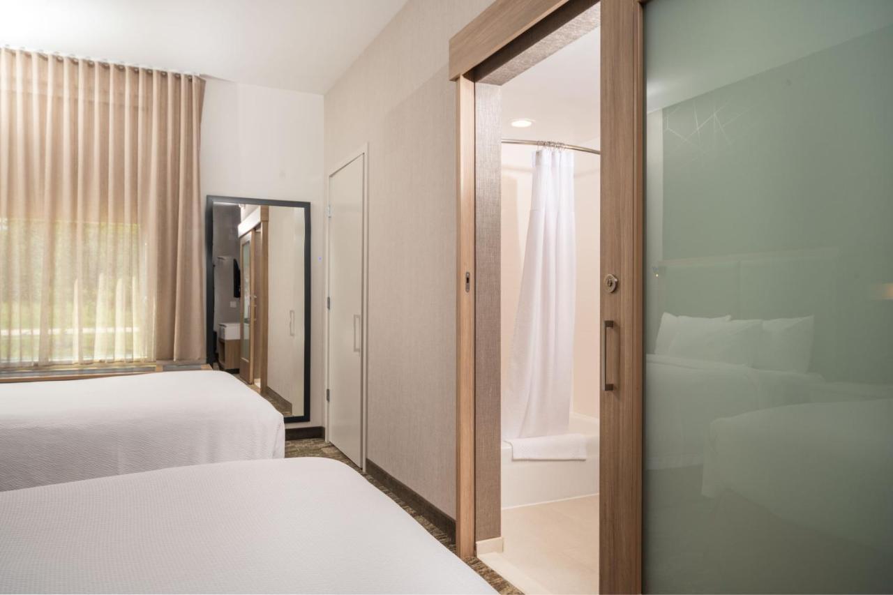 Springhill Suites By Marriott Кеноша Екстер'єр фото