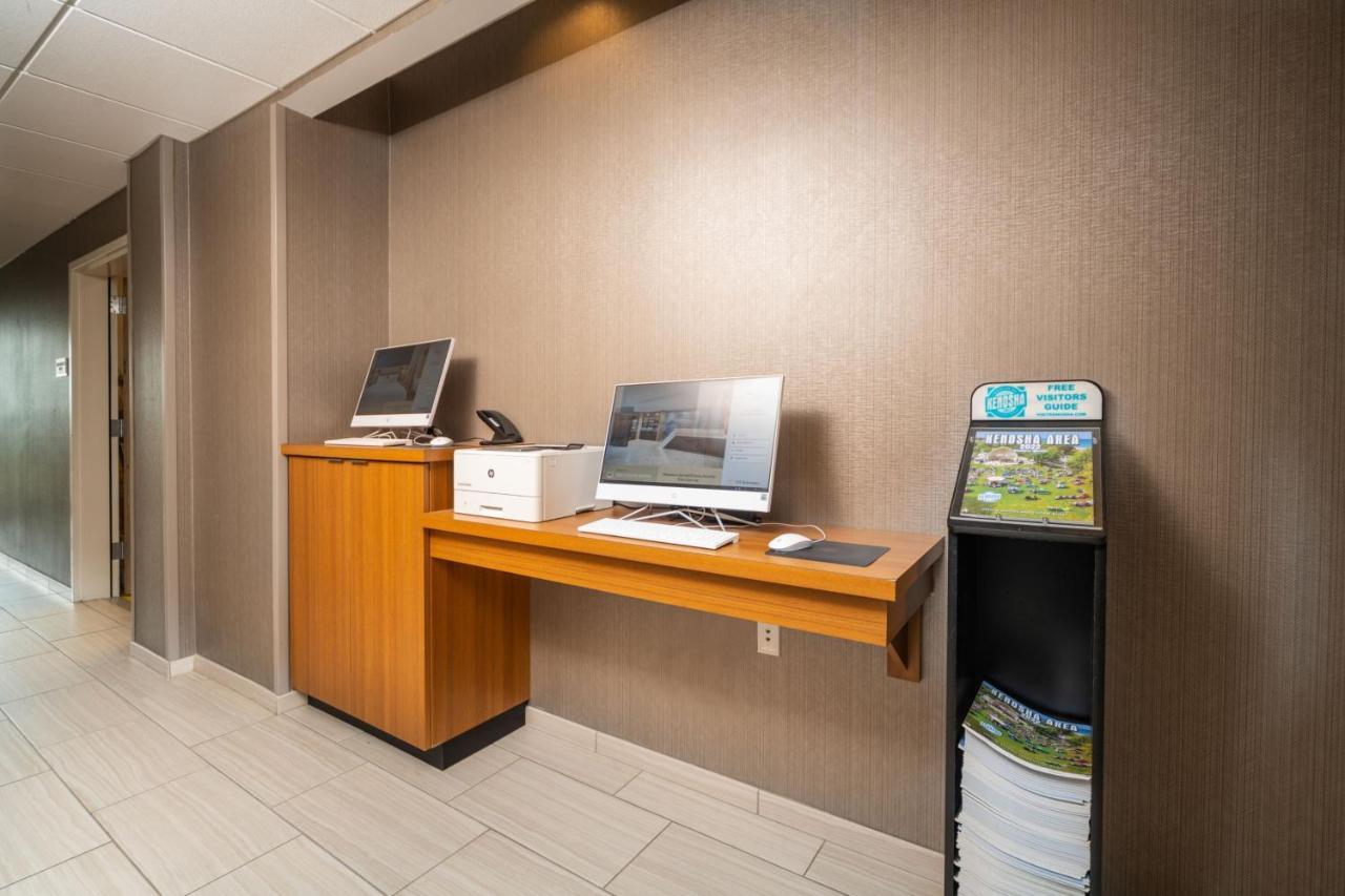 Springhill Suites By Marriott Кеноша Екстер'єр фото