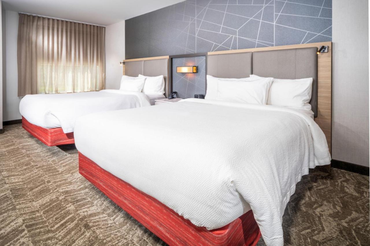 Springhill Suites By Marriott Кеноша Екстер'єр фото